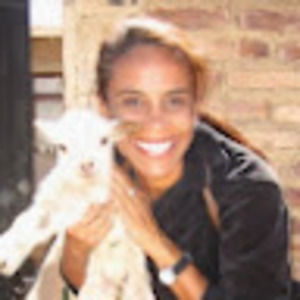 Meet your Posher, Damaris